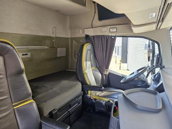 Volvo FH16.650 / RETARDER / FULL AIR / NL-TRUCK