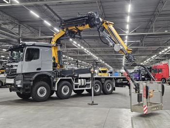 Mercedes-Benz AROCS 3253 8x8 / 65 t/m CRANE + JIB + WINCH / KRAN / GRUA