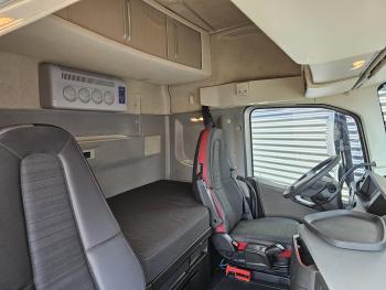 Volvo FH460 6x2/4 / NL-TRUCK / NIGHT-AIRCO / 617DKM