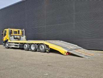 Iveco AD320S42 8x2 / WINCH / RETARDER
