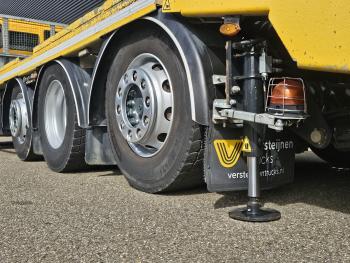 Iveco AD320S42 8x2 / WINCH / RETARDER