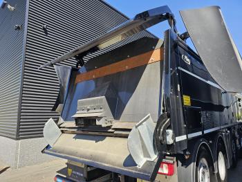 DAF CF 450 10x2  - 10x4 / FLIEGL DUWBAK / ASFALT