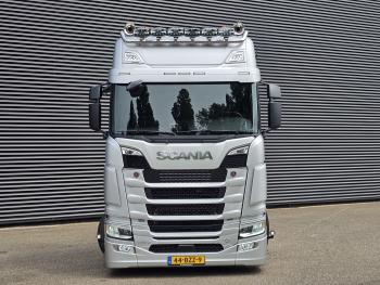 Scania S590 V8 4x2 / RETARDER / FULL AIR / 54DKM