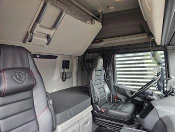 Scania S590 V8 4x2 / RETARDER / FULL AIR / 54DKM