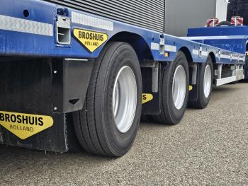 Broshuis 3ASD-3A / 1X LIFT-AXLE / ELECTRIC HYDRAULIC STEERING