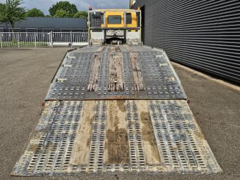 Iveco AD320S42 8x2 / RETARDER / WINCH / AUTO-TRANSPORTER