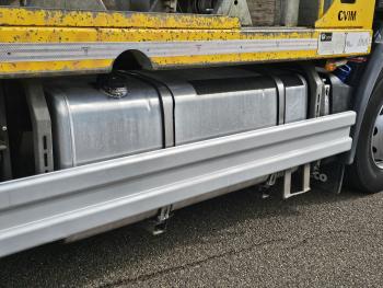 Iveco AD320S42 8x2 / RETARDER / WINCH / AUTO-TRANSPORTER