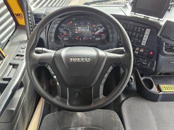 Iveco AD320S42 8x2 / RETARDER / WINCH / AUTO-TRANSPORTER