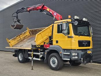 MAN TGM 18.250 4x4 BB / CRANE + 3 SIDE TIPPER