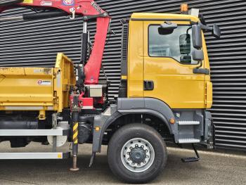 MAN TGM 18.250 4x4 BB / CRANE + 3 SIDE TIPPER