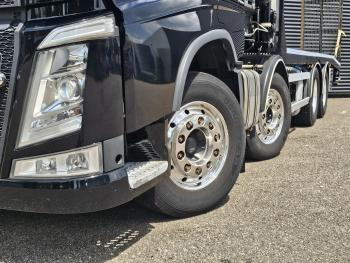 Volvo FH540 8X4 / HMF 28TM KRAN / CRANE / OPRIJ- MACHINETRANSPORT