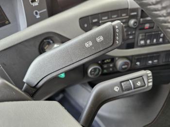 Volvo FH540 8X4 / HMF 28TM KRAN / CRANE / OPRIJ- MACHINETRANSPORT