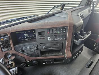 Volvo FMX / 10X4 / HYVA / TIPPER / MULTIKAPPEN