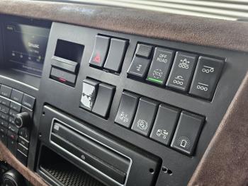Volvo FMX / 10X4 / HYVA / TIPPER / MULTIKAPPEN