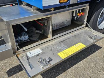 Jumbo TV300LUE / 2 x UITSCHUIFBAAR / LIFTAS