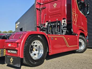 Scania S580 V8 4x2 / 50 YEAR EDITION / PARKING COOLER / 2 TANKS