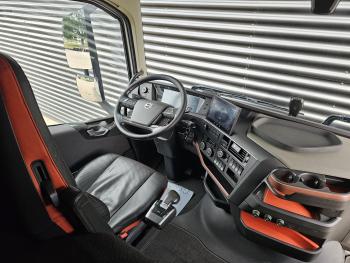 Volvo FH16.750 6X4 / RETARDER / FULL AIR