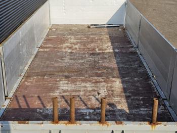 Fynkar K324T / 3 AXLE / TWIST-LOCKS / 2 X LIFT AXLE